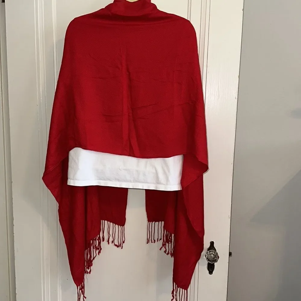 Red shawl/wrap‎ with fringe hem